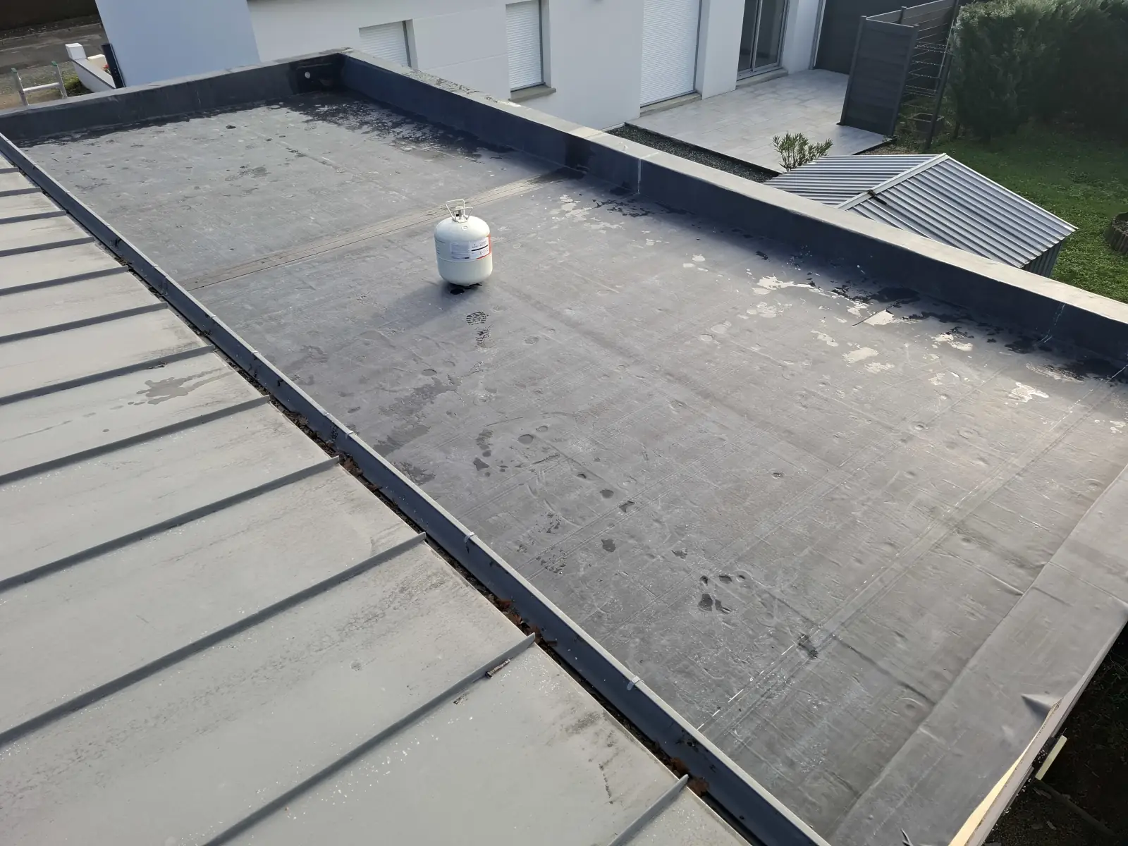 Toit plat en membrane EPDM sur Bouvron, Blain, Plessé et La Chevallerais ainsi qu'a Héric, Savenay, Redon